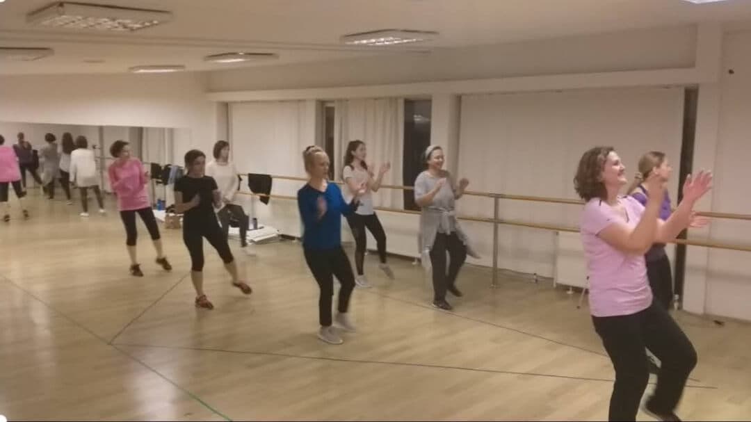 Mürüvvet Line Dance - Yıldız - 2. Fotoğraf