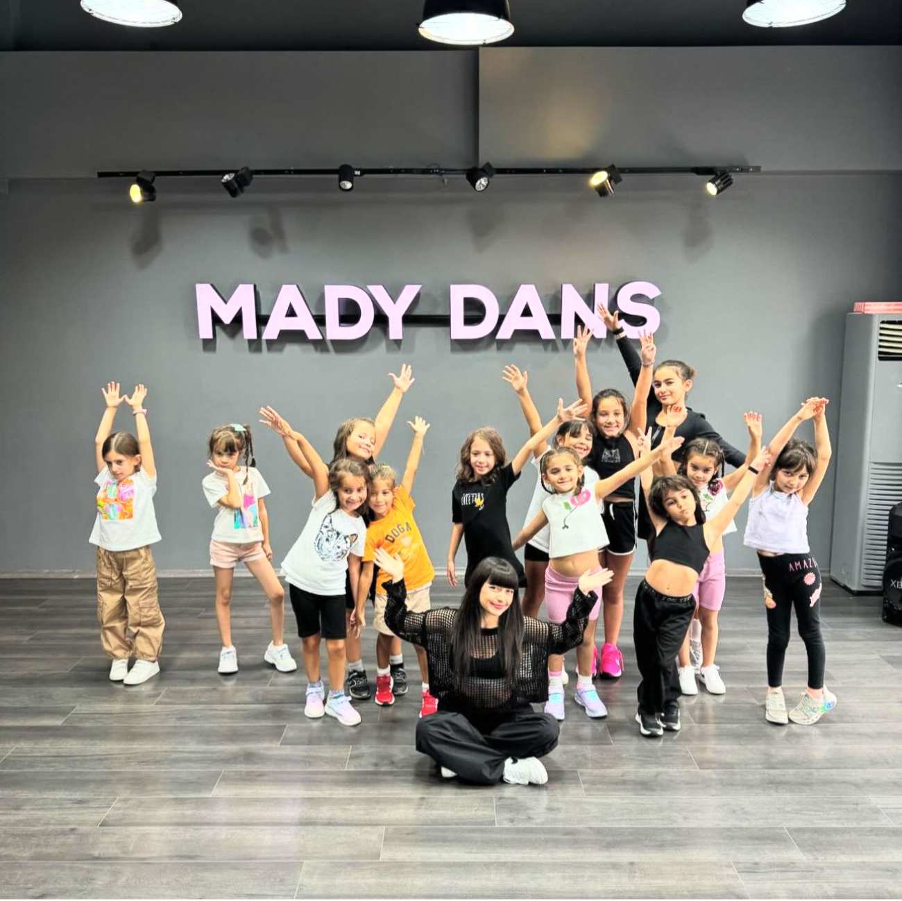 Mady Dans ve Bale